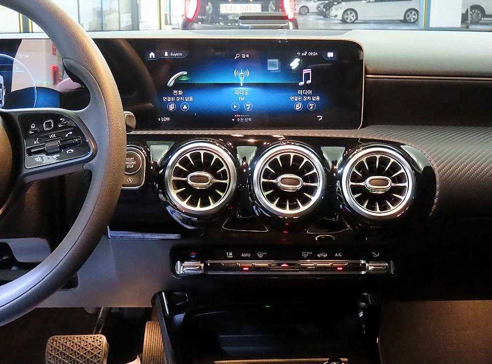벤츠 A 클래스 A220 세단 사진 11