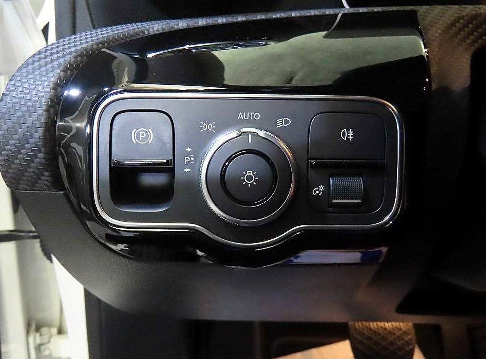 벤츠 A 클래스 A220 세단 사진 14