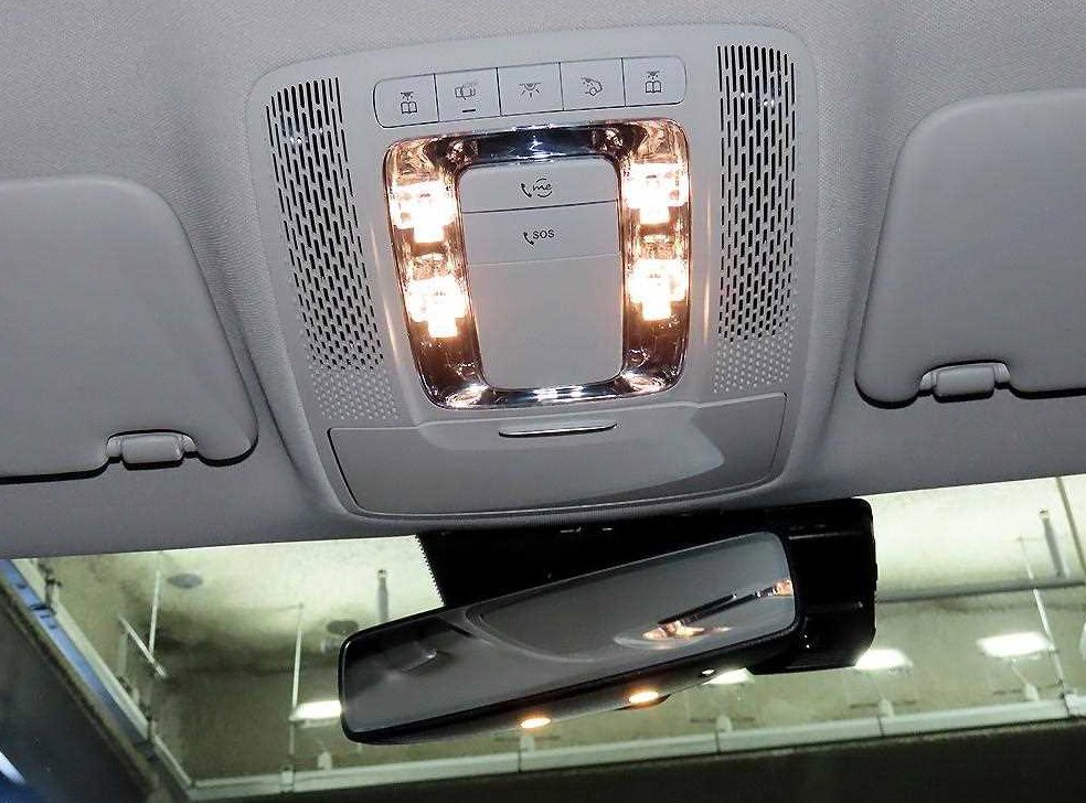 벤츠 A 클래스 A220 세단 사진 17