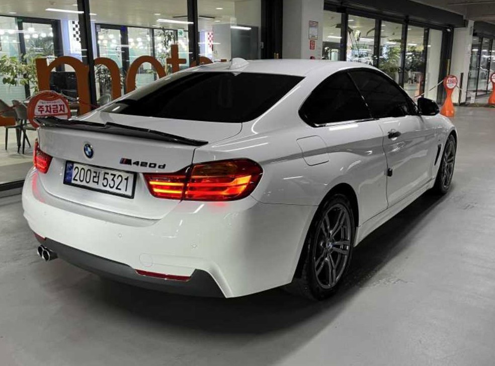 BMW 4시리즈 420d 쿠페 럭셔리 사진 4