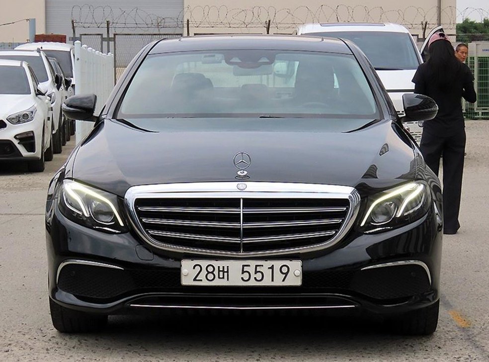 벤츠 E 클래스 E220d 4MATIC 익스클루시브