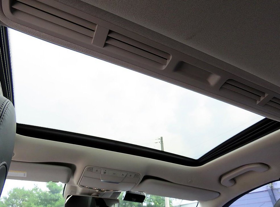 벤츠 E 클래스 E220d 4MATIC 익스클루시브 사진 16