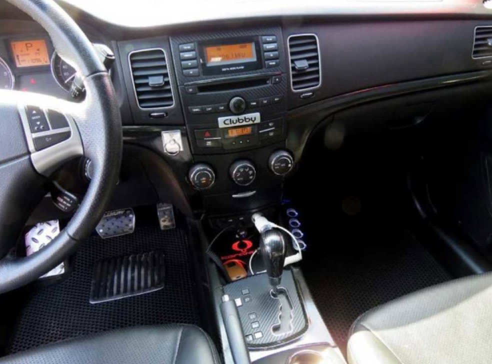 KG모빌리티(쌍용)  코란도 CLUBBY 2WD 사진 8