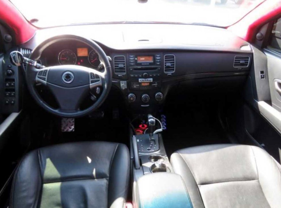 KG모빌리티(쌍용)  코란도 CLUBBY 2WD 사진 9