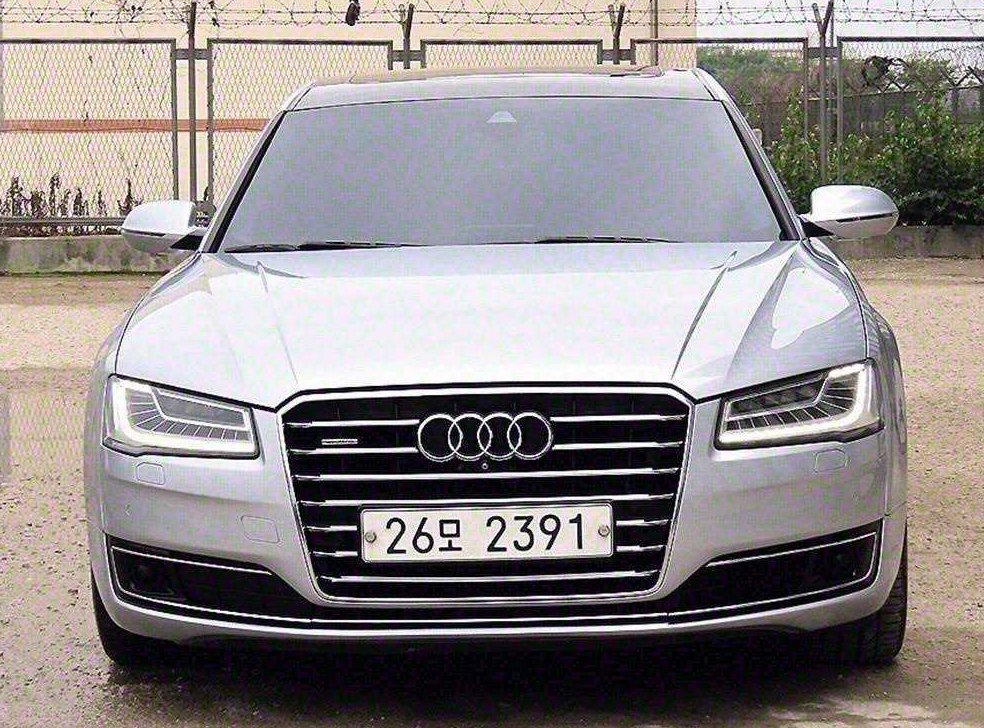 아우디 A8 60 TFSI 콰트로 LWB