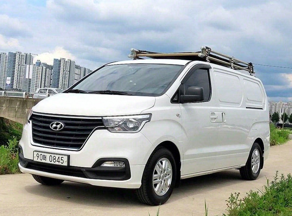 현대 스타렉스 2WD 밴 5인승 사진 2