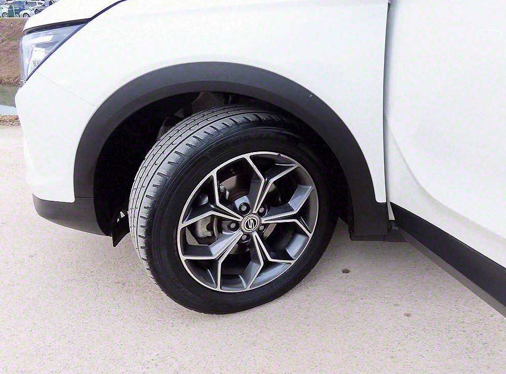 KG모빌리티(쌍용)  코란도 2WD 가솔린 1.5 C5 사진 20