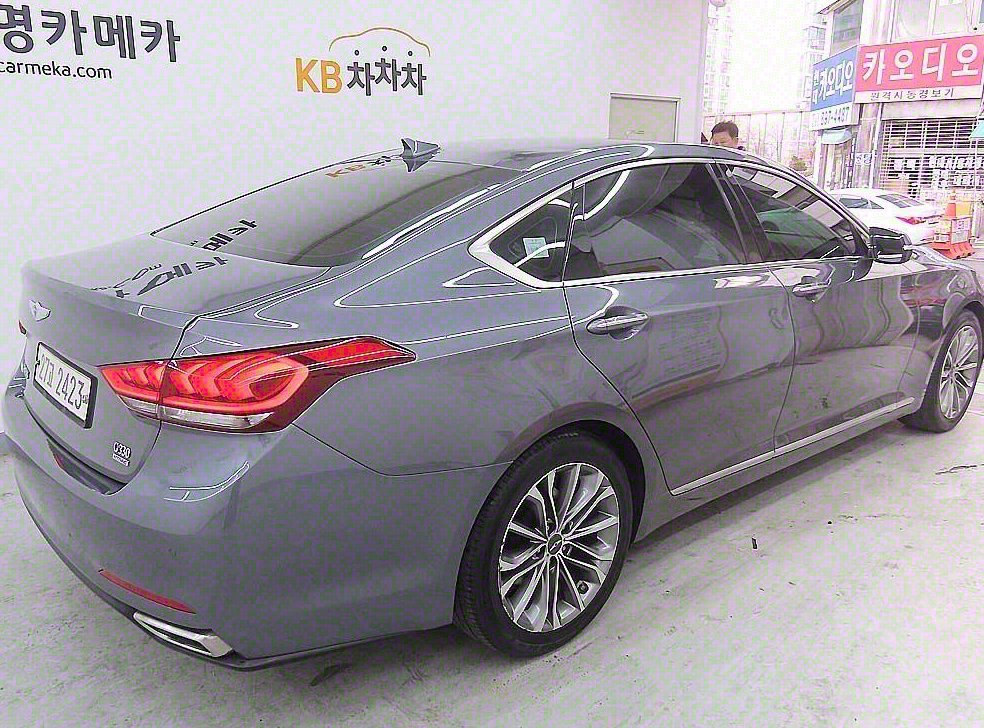 현대 제네시스 G330 프리미엄 AWD 사진 3