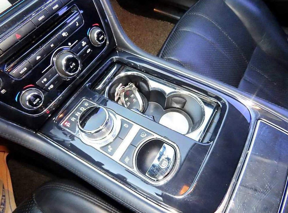 재규어 XJ 3.0D 사진 10