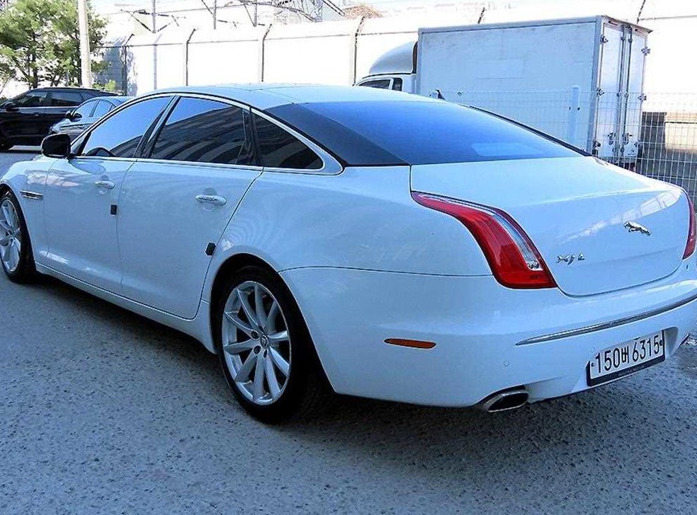 재규어 XJ 3.0D 사진 3