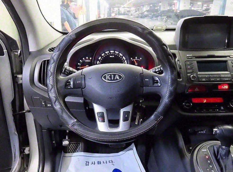 기아 스포티지 2WD TLX 사진 8