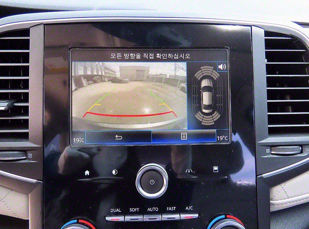 르노코리아(삼성) SM6 가솔린 2.0 GDe 사진 14