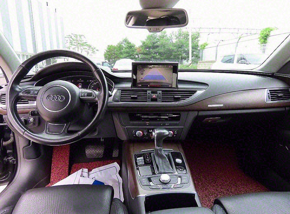 아우디 A7 3.0 TFSI 콰트로 다이나믹 사진 7