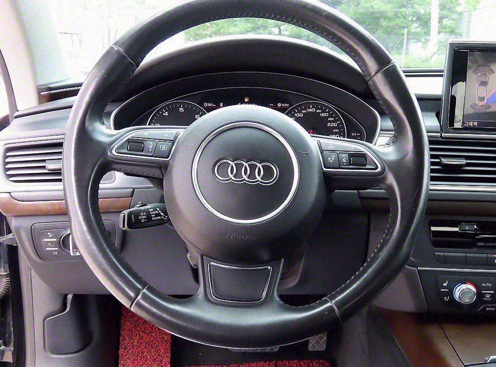아우디 A7 3.0 TFSI 콰트로 다이나믹 사진 8