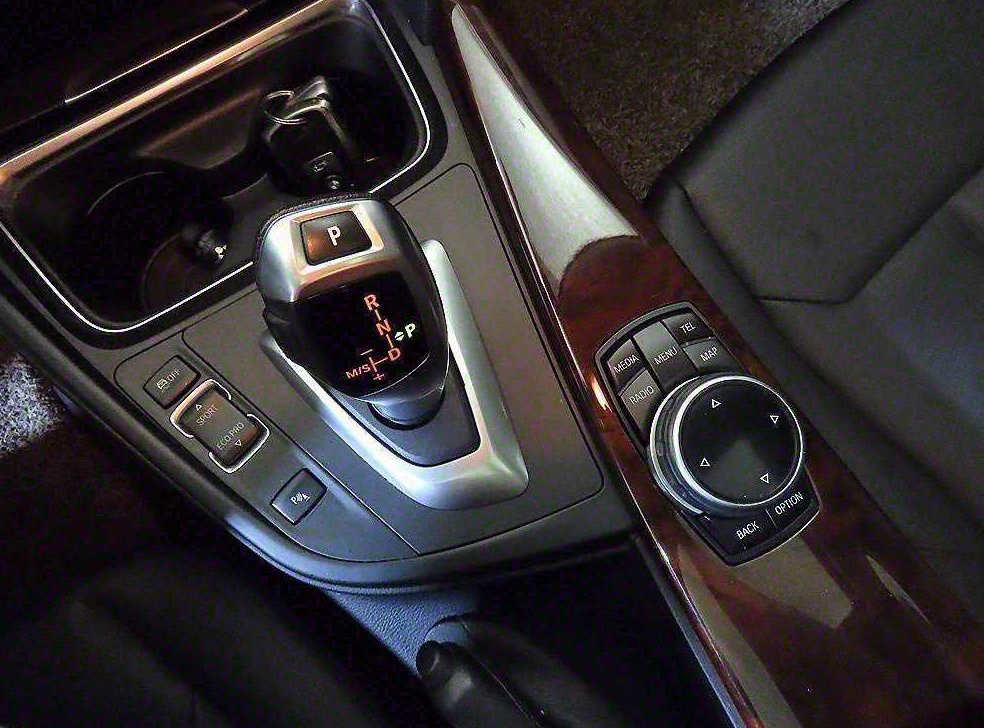 BMW 3시리즈 320d xDrive 사진 12