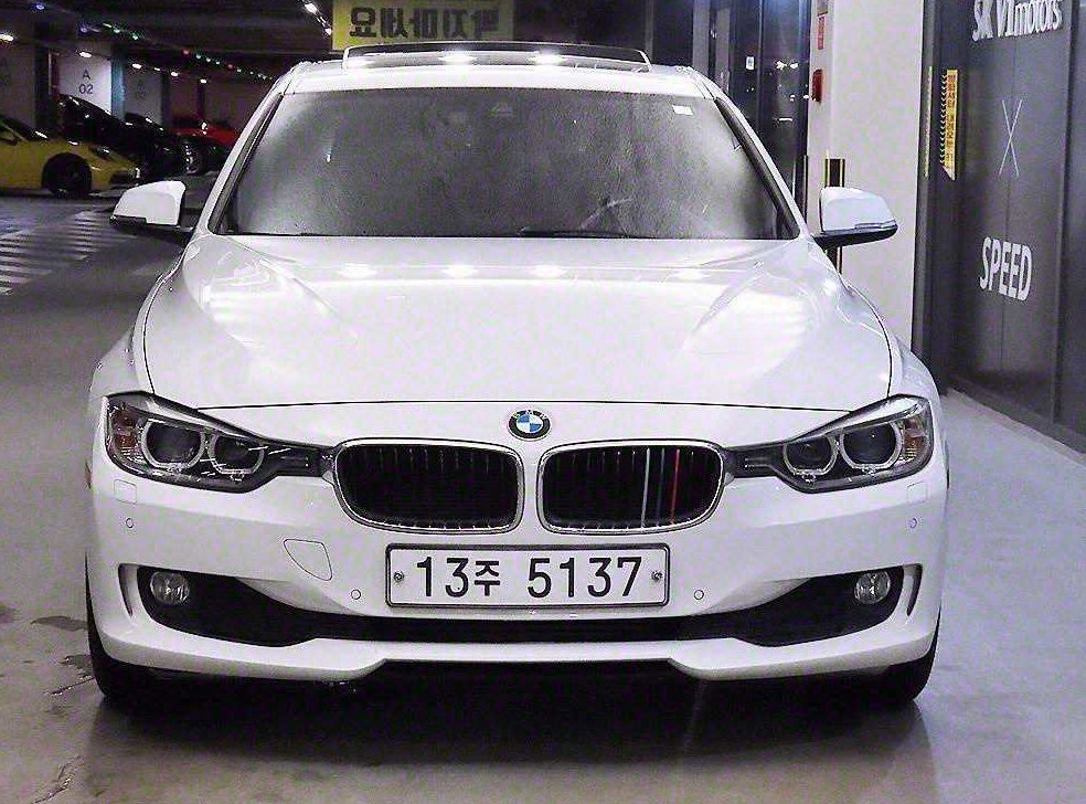 BMW 3시리즈 320d xDrive 사진 2