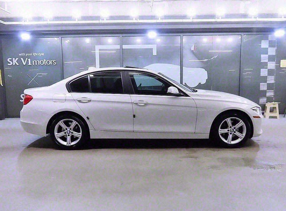 BMW 3시리즈 320d xDrive 사진 3
