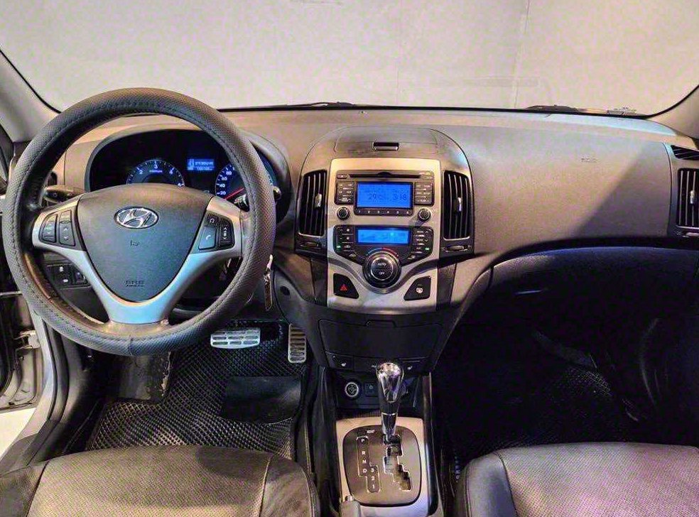 현대 i30 1.6 VGT 사진 9