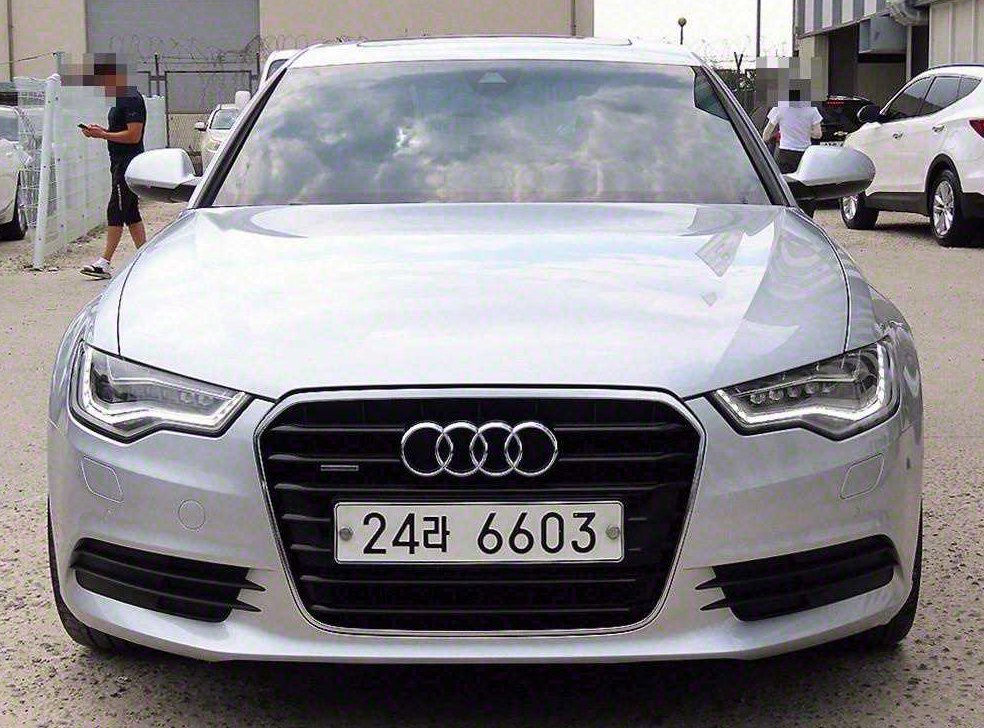 아우디 A6 40 TFSI 콰트로