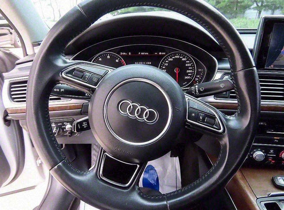 아우디 A6 40 TFSI 콰트로 사진 8