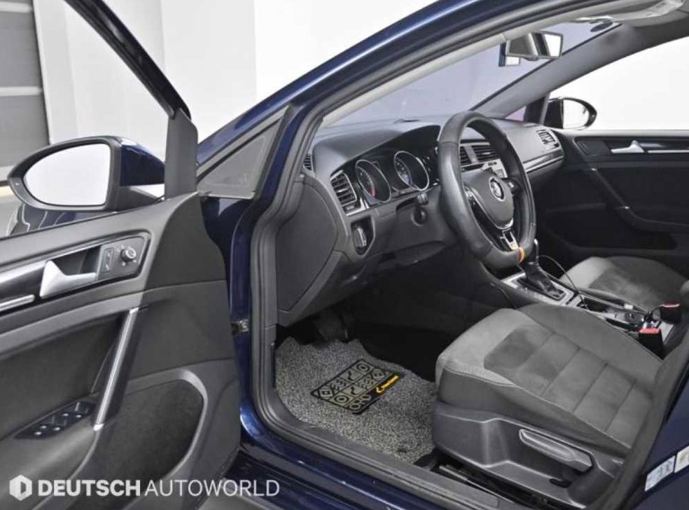 폭스바겐 골프 2.0 TDI 사진 11