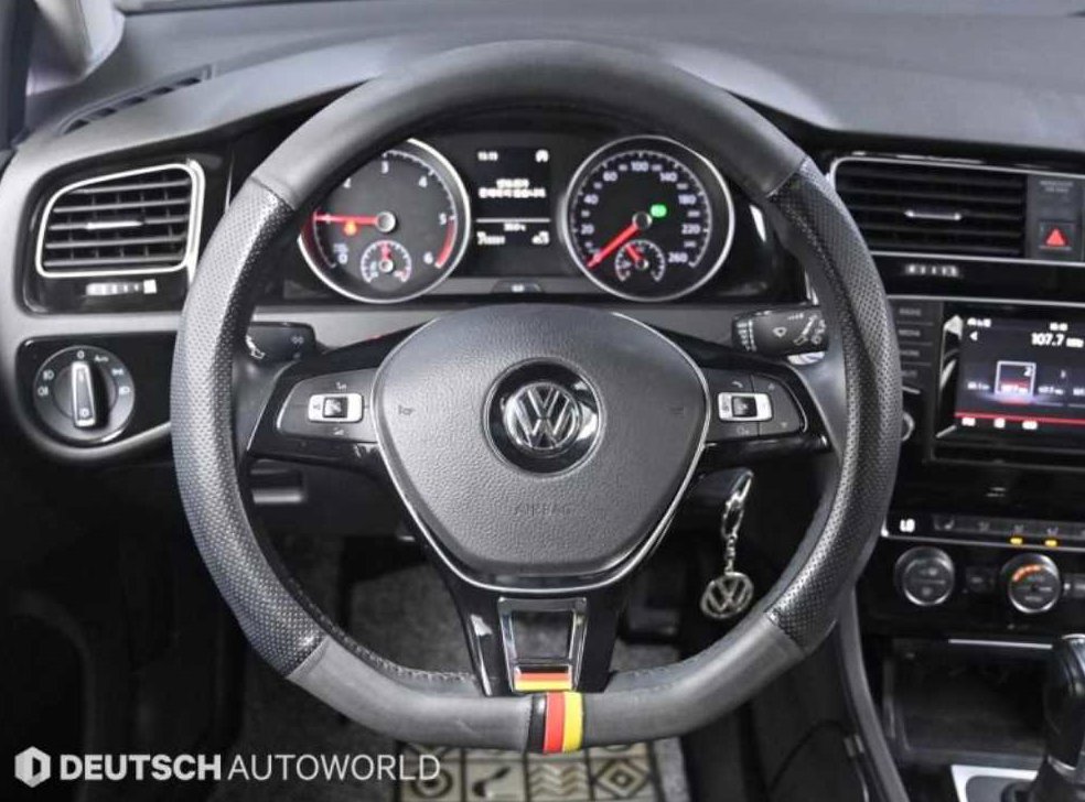 폭스바겐 골프 2.0 TDI 사진 13