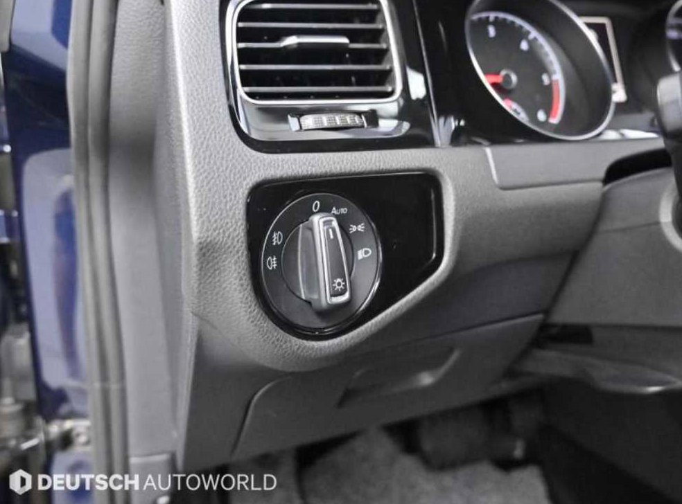 폭스바겐 골프 2.0 TDI 사진 16