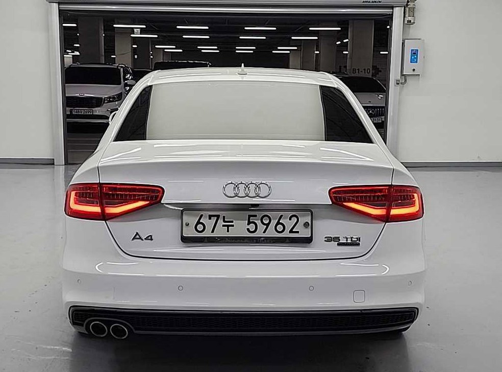 아우디 A4 35 TDI 콰트로 사진 3