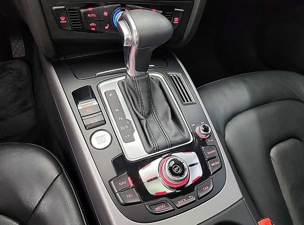 아우디 A4 35 TDI 콰트로 사진 8