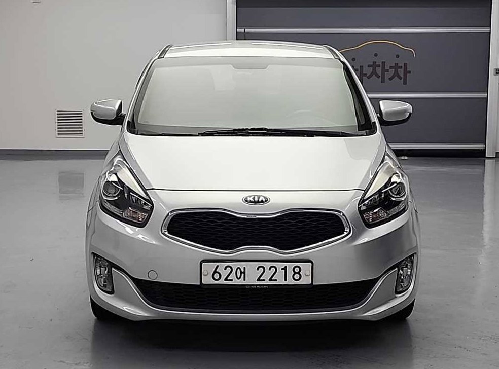 기아 카렌스 1.7 VGT 프레스티지 사진 2