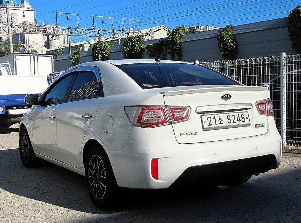 기아 포르테 LPI HEV 사진 3