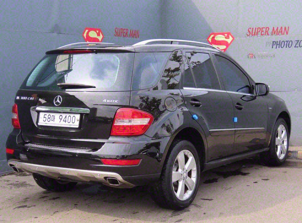 벤츠 M 클래스 ML300 CDI 사진 4