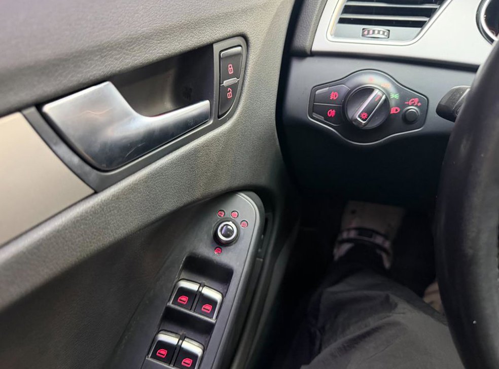 아우디 A4 35 TDI 콰트로 사진 18