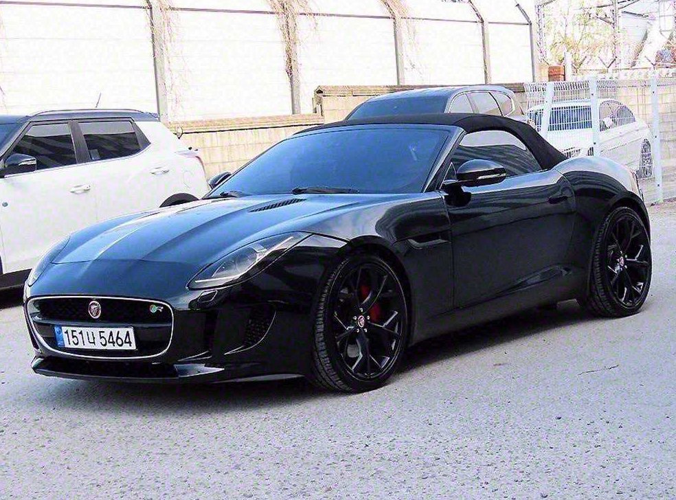 재규어 F-TYPE 3.0 컨버터블 사진 3