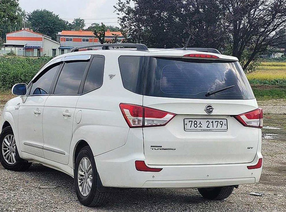 KG모빌리티(쌍용)  코란도 4WD GT 사진 4