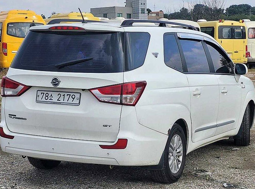 KG모빌리티(쌍용)  코란도 4WD GT 사진 6