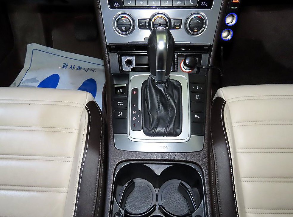 폭스바겐 CC 2.0 TDI 블루모션 4모션 사진 12