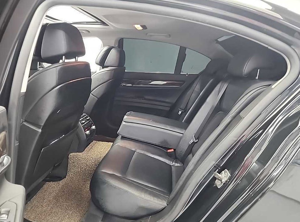 BMW 7시리즈 730 사진 12