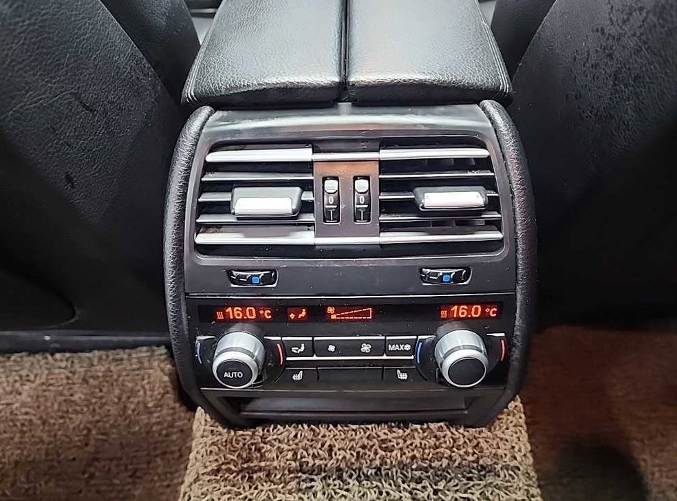 BMW 7시리즈 730 사진 13