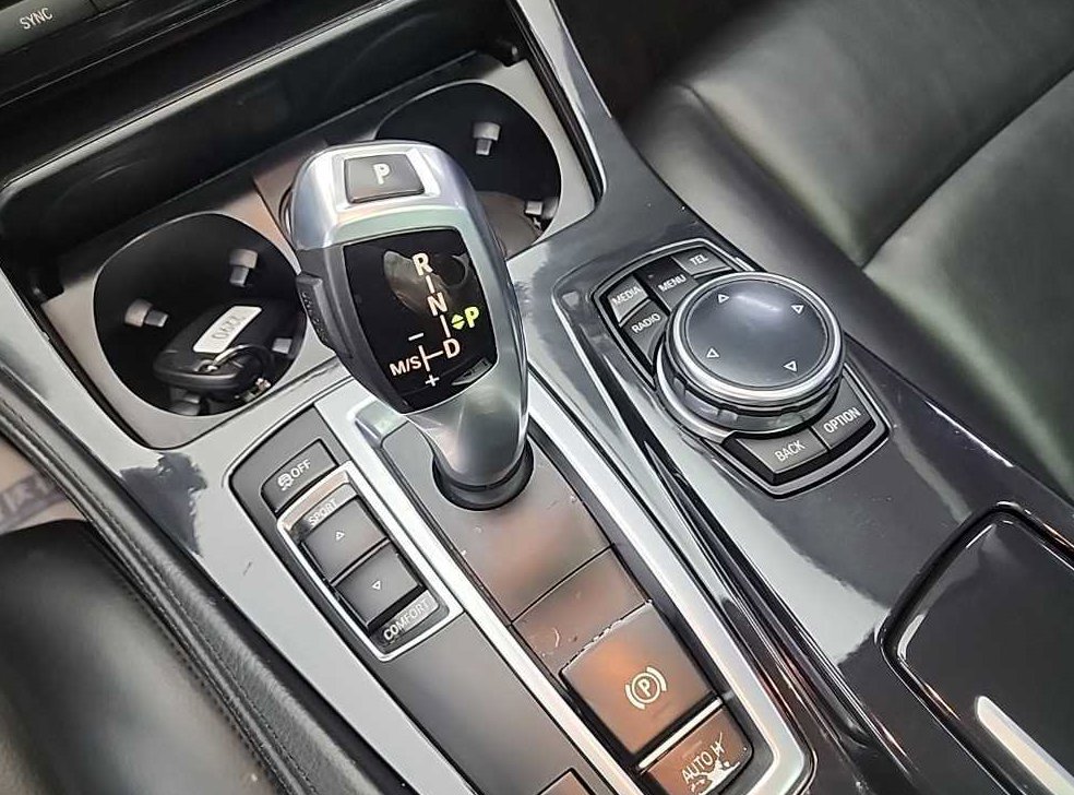 BMW 5시리즈 520d 사진 8