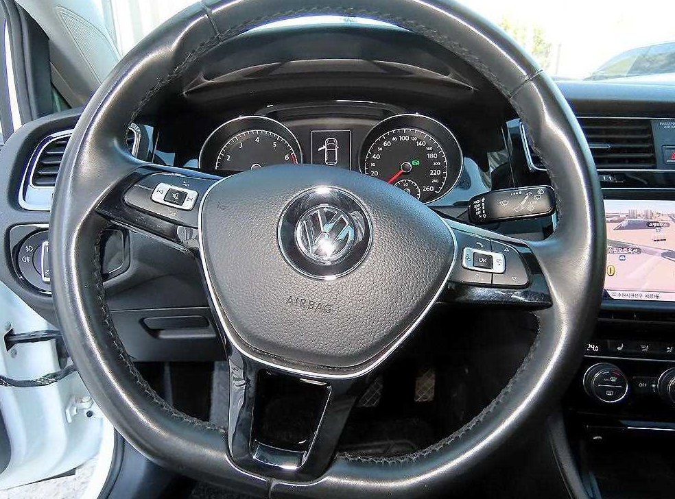폭스바겐 골프 1.4 TSI 프리미엄 사진 8