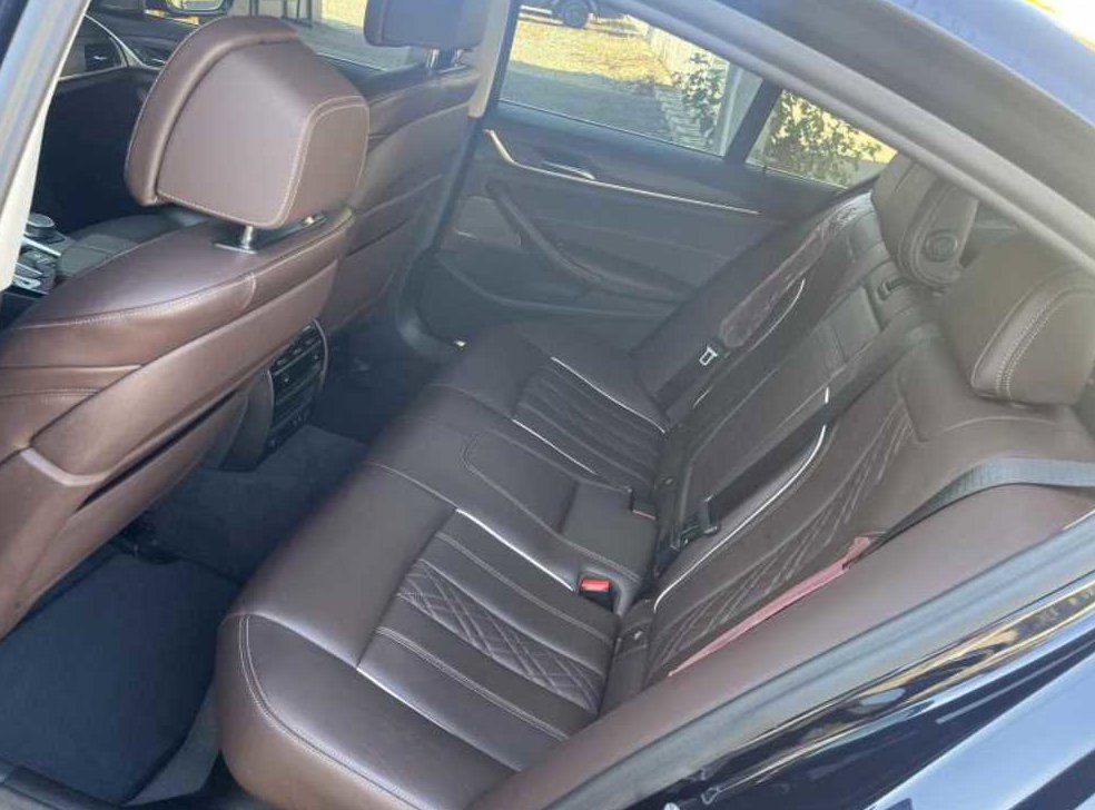 BMW 5시리즈 520d 럭셔리 플러스 사진 15