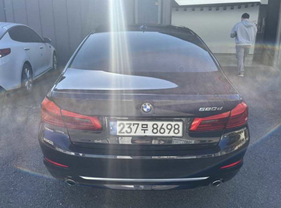 BMW 5시리즈 520d 럭셔리 플러스 사진 5