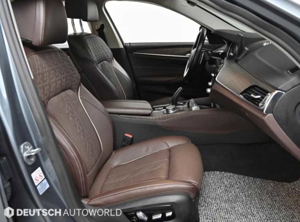 BMW 5시리즈 530i 럭셔리 플러스 사진 10