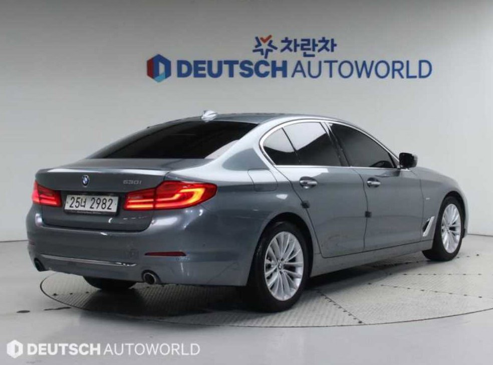 BMW 5시리즈 530i 럭셔리 플러스 사진 2
