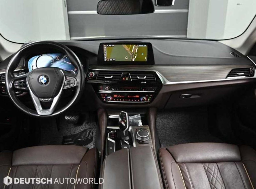 BMW 5시리즈 530i 럭셔리 플러스 사진 7