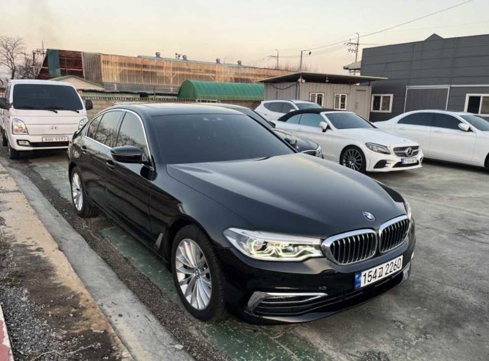BMW 5시리즈 530i M 스포츠 플러스 사진 2