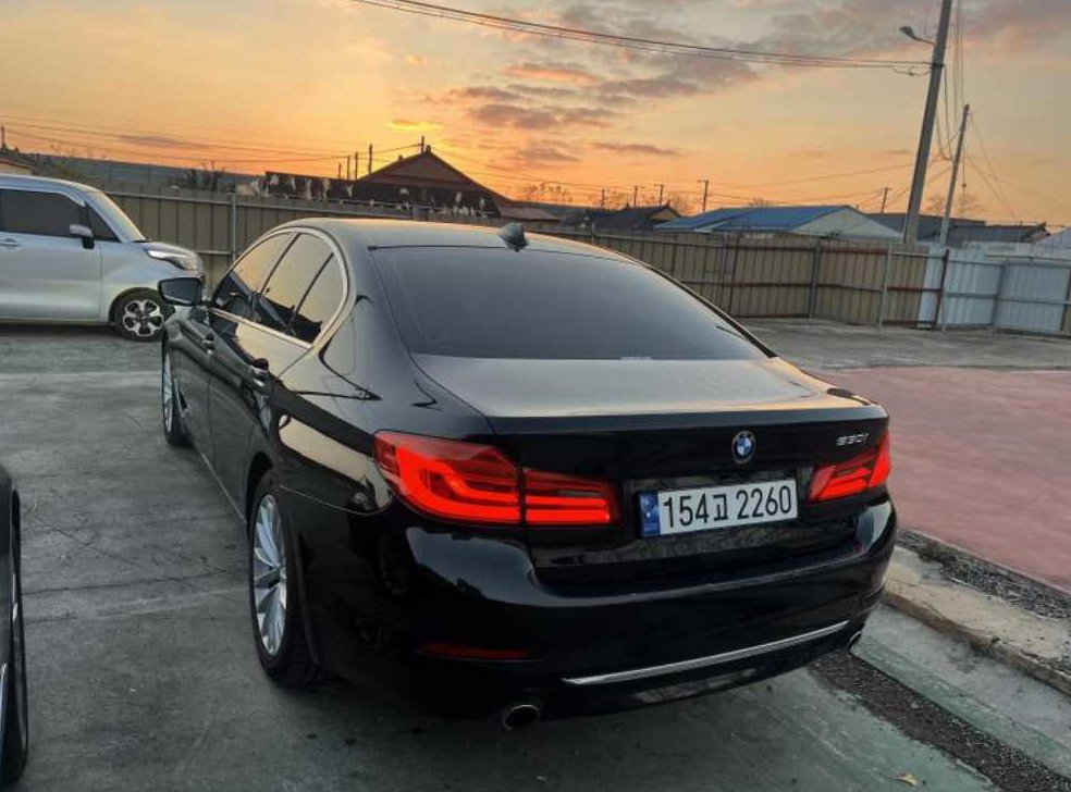 BMW 5시리즈 530i M 스포츠 플러스 사진 6