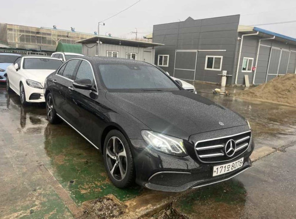 벤츠 E 클래스 E250 아방가르드 사진 3