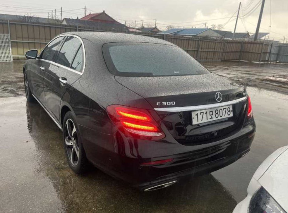 벤츠 E 클래스 E250 아방가르드 사진 4